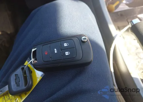 2015 Chevrolet Camaro 2Ls z USA, uszkodzony, nr VIN 2G1FB1E36F9143698